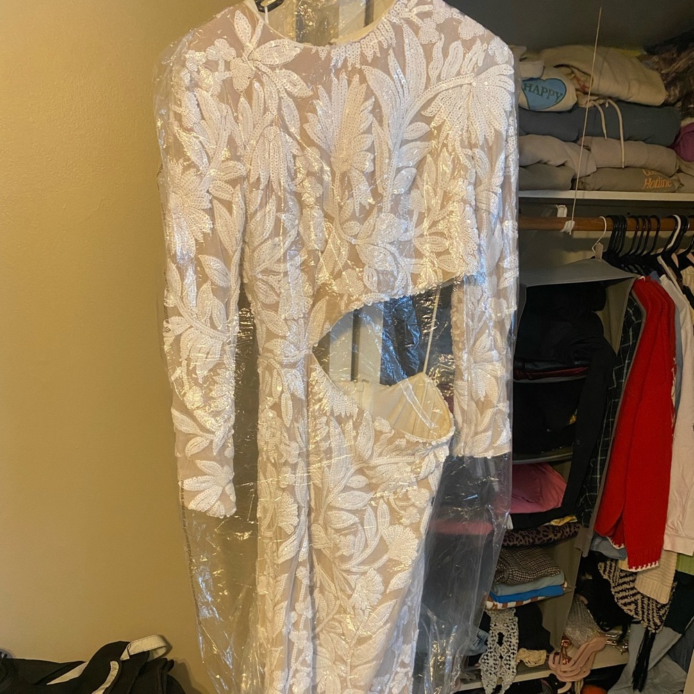 Dress the Population White Long Sleeve Dress Perfect for Bridal Dress! - Picture 3 of 3